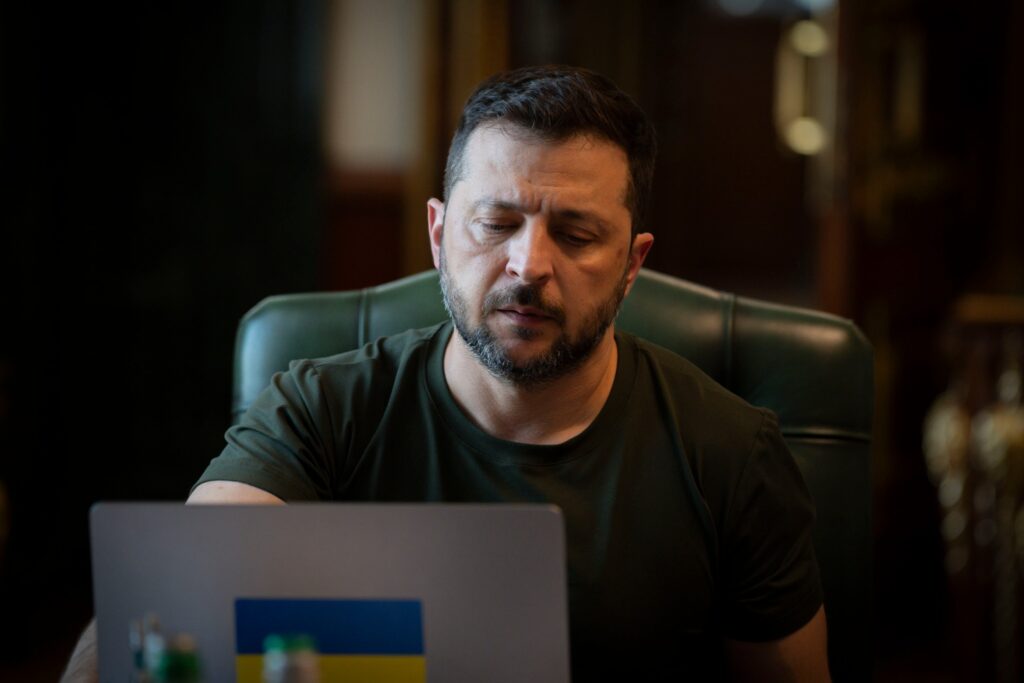 Зеленски: Украина ќе има фонд од 3,5 милијарди долари за набавка на американско оружје