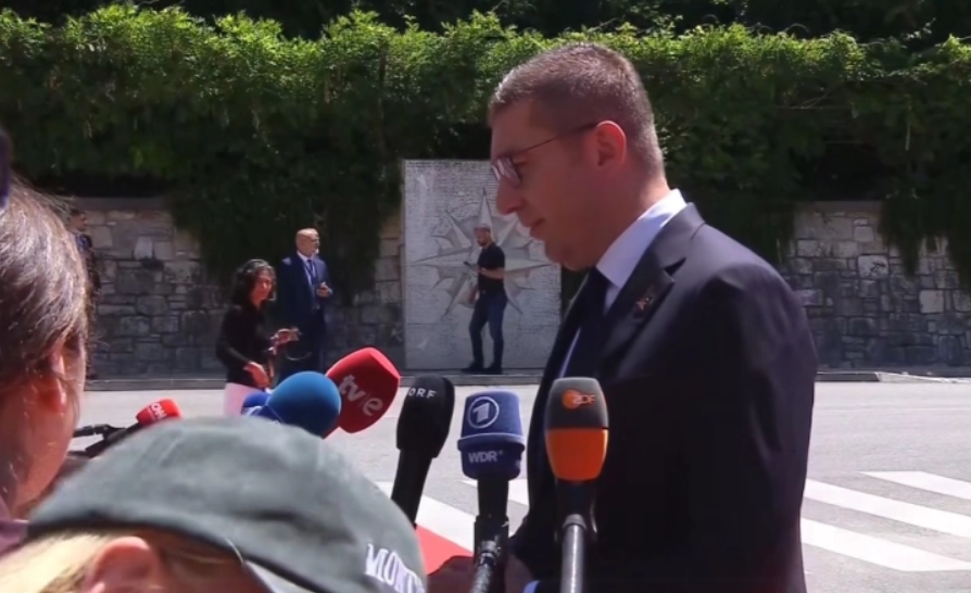 Мицкоски од Самитот во Тиват: Со Мерц разговаравме за нон-пејперот за постепена интеграција во ЕУ